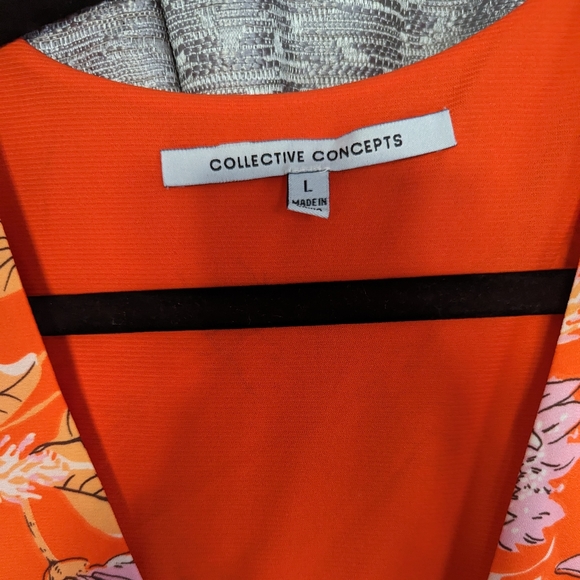 Collective Concepts Smocked Floral Print Midi Dress - Picture 3 of 5